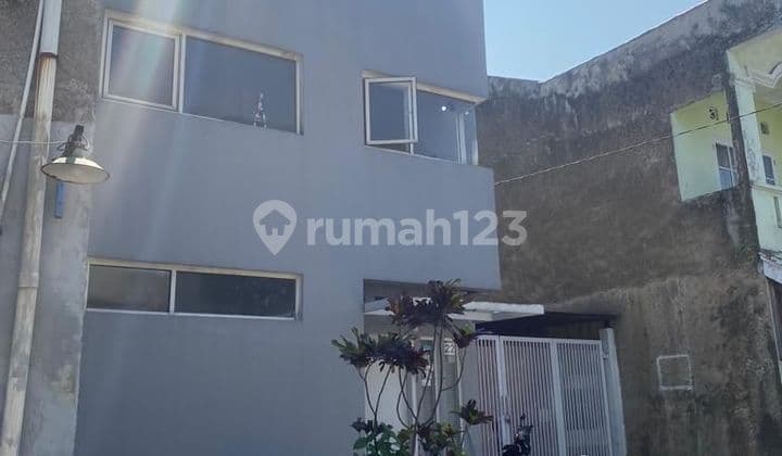 Rumah di Terusan Jl. Cikampek Antapani Bandung Lokasi Strategis