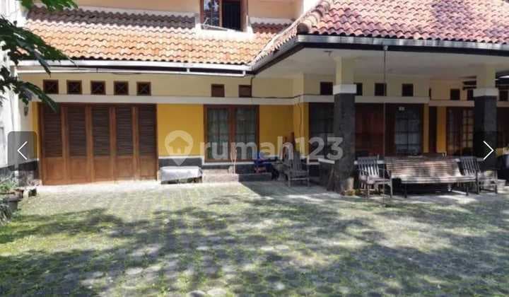 Dijual Rumah Sayap Dago Dekat Kampus Bandung Cocok Usaha Kantor