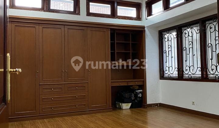 Dijual Rumah Mewah di Cisitu Indah Dago Bandung