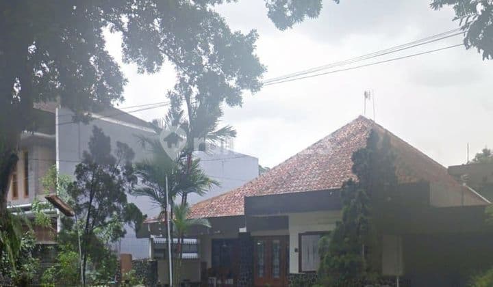 Dijual Rumah Belanda Sayap Riau Bandung