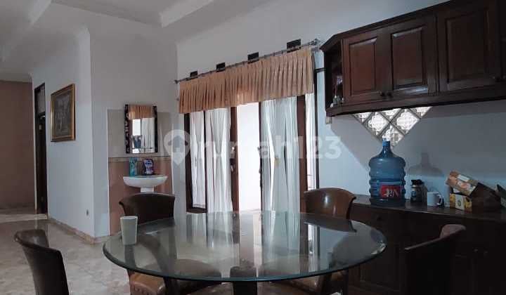 Dijual Rumah 4 Kamar Siap Huni di Golf Barat Arcamanik