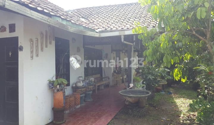 Dijual Rumah 400m2 Di Komplek Bukit Sariwangi Area Kampus Polban