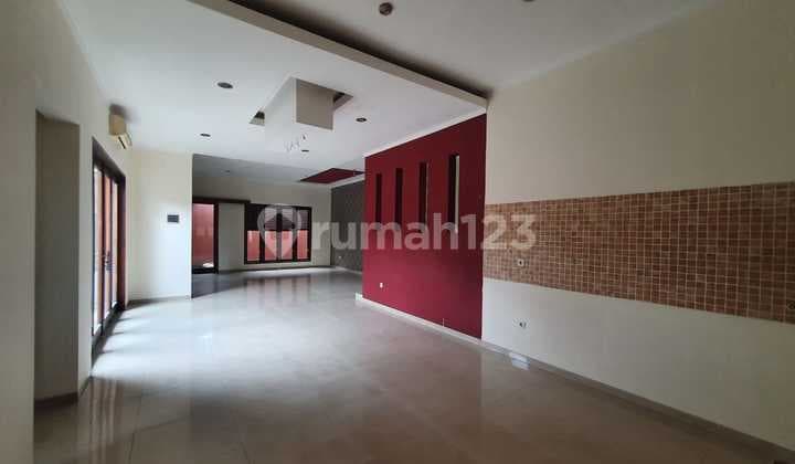 Disewakan Rumah Sarijadi Sarimadu Barat Bandung Utara