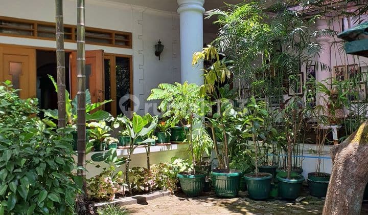 Dijual Cepat Rumah di Jl Abadi Gegerkalong Bandung Siap Huni