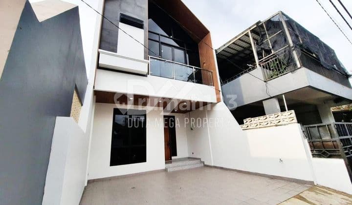 Rumah Bangunan Baru Mewah 2 Lantai Shm Selatan Graha Raya Bintaro