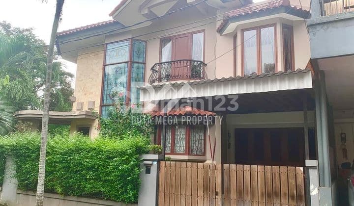 Rumah Hook Furnished di Palem Indah Raya Ciputat Strategis Tenang