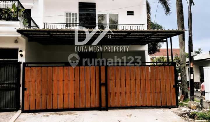 Rumah Hoek 2 Lantai Area Villa Melati Mas