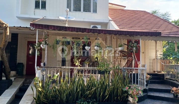 Rumah Hook Estetik Nyaman Tenang Area Cluster Emerald Bintarojaya
