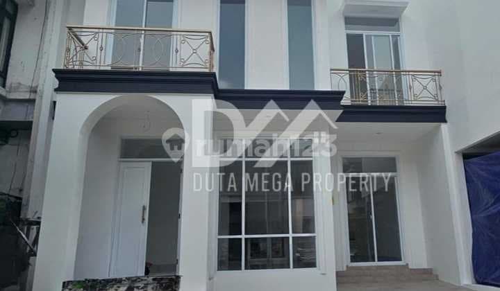 Rumah Brand New Design Modern Dalam Cluster Emerald Bintaro Jaya.