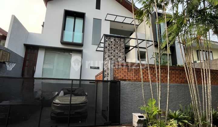 For Sale Rumah Mewah Cantik di Lebak Bulus Lokasi Strategis