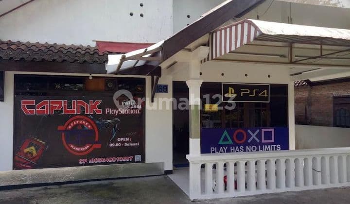 Spacious residential house on Sumborejo Street, Salatiga, Central Java, 2 floors, good, certified ownership (SHM)