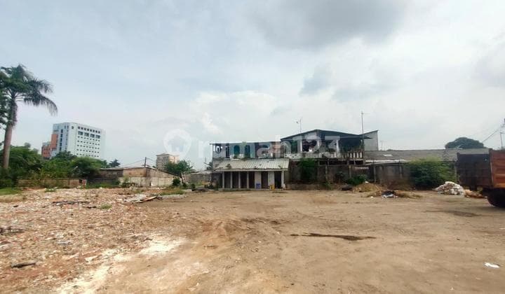 Disewakan lahan pinggir jalan raya pulogebang