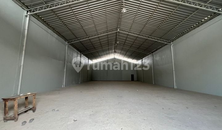 Disewakan Gudang Siap Pakai Cocok untuk Investasi di Kapuk Jakarta