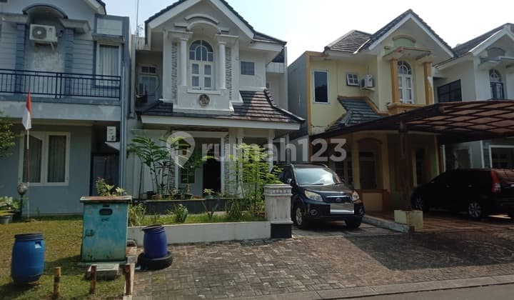 Rumah 2,5 Lantai Full Furnished Kota Wisata Cibubur