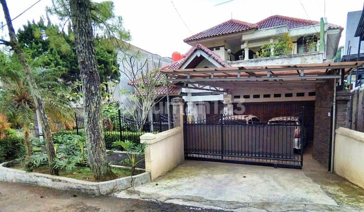 Nice House SHM Ready to Live in Tubagus Ismail Valley Bandung