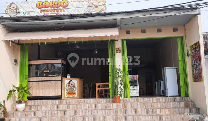 Single-Story Shop House Near Villa Nusa Indah 2 Bogor Market