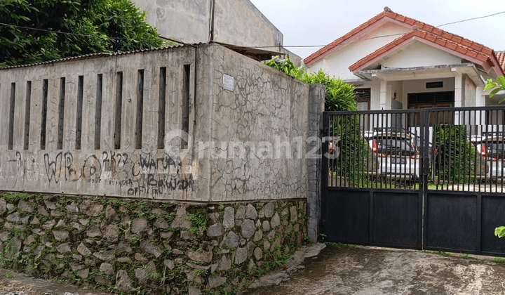 Rumah Lokasi Strategis Dekat Pemda Cibinong