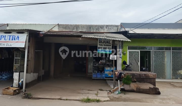 Strategic Kiosk Adjacent to Public Facilities