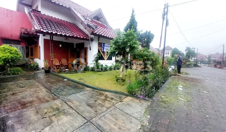Ready-to-occupy Villa With a Spacious Backyard