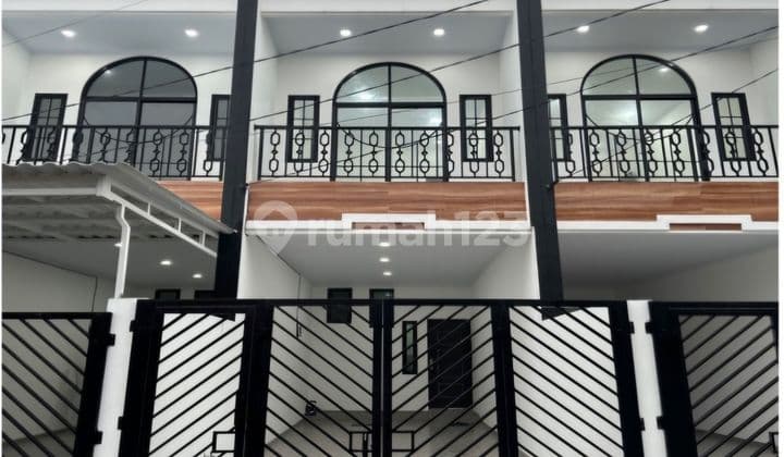 New House Only 1 Unit Left, Strategic Location, Tanjung Duren, West Jakarta