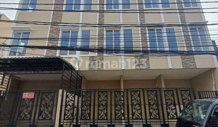 Ruko Minimalis Cocok Unt Usaha & Tinggal, Tomang Jakarta Barat