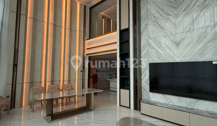 Disewakan Apt St Moritz Twr New Presidential, Ls 387M2,Loft, Furnished, Brandnew