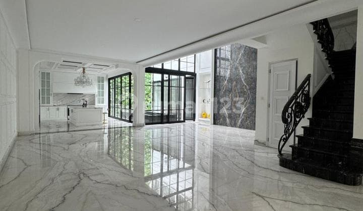 Rumah Mewah Villa Gading Indah 2,5 Lantai Full Marmer