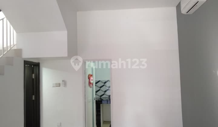 Ruko 2 Lantai The Savoy Uk 4.5 di JGC