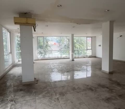 Ruko Gandeng Komersial 3 Lantai Tebet