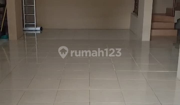 Rumah Siap Huni Dekat Mall dan Toll Brigif