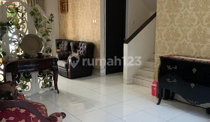 Rumah Bagus Di Graha Raya, Tangerang Selatan, Lingkungan Aman