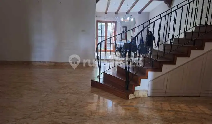 Dijual Rumah Pangkalan Jati Siap Huni Dekat Lap Golf Bagus