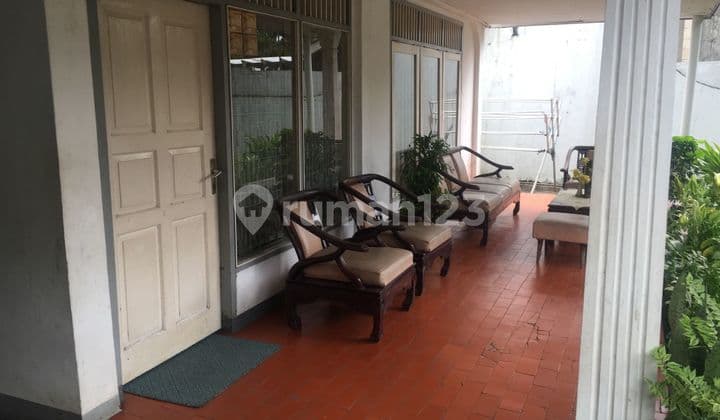 Rumah Lama Hitung Tanah, Strategis, Jalan Lebar, Di Pondok Labu Jak-Sel, Murah, Strategis