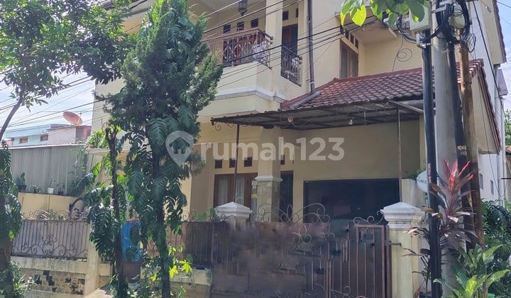 Rumah Bagus 2 Lantai, SHM, Dekat Pintu Tol Kruku
