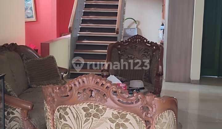 Rumah Dua Lantai, Bebas Banjir Lingkungansejuk dan Asri