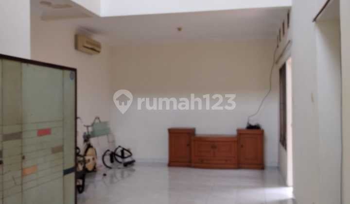Elegant House di Sektor 9 - 2+1 Kamar, Baja Ringan, Siap Huni