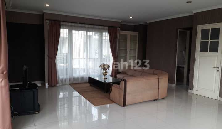 Sewa Pekayon Pejaten Barat Rumah 3 Lantai Mewah Dlm T.house