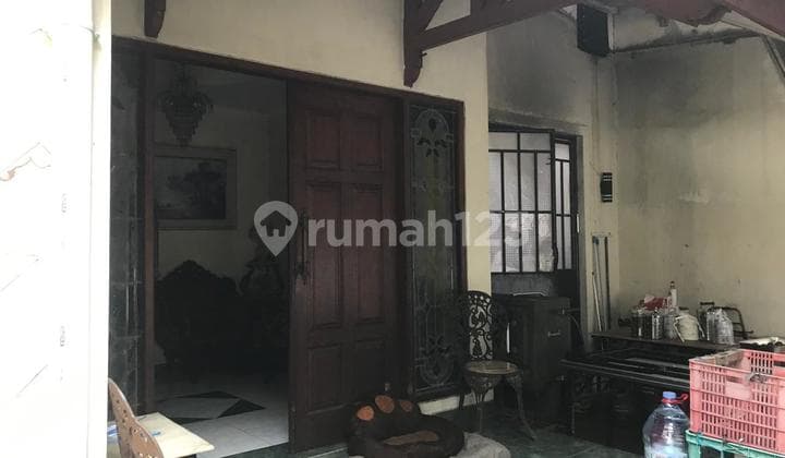 Rumah 2 Lantai Dalam Komplek di Ciputat Timur, Tangerang Selatan
