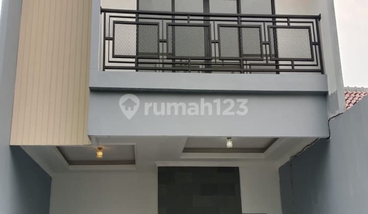 Rumah Brand New Bagus Diapit 2 Pintu Tol (Kukusan & Krukut) Depok