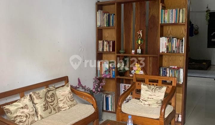 Rumah 2 Lantai Pancoran Mas, Depok, Lingkungan Aman