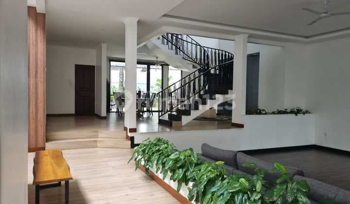 2-Storey House, in Cinere, Strategic Location