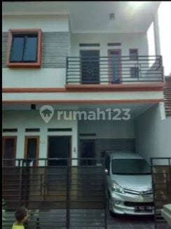 Ready-to-Occupy 2-Story House in Cinere Near South City