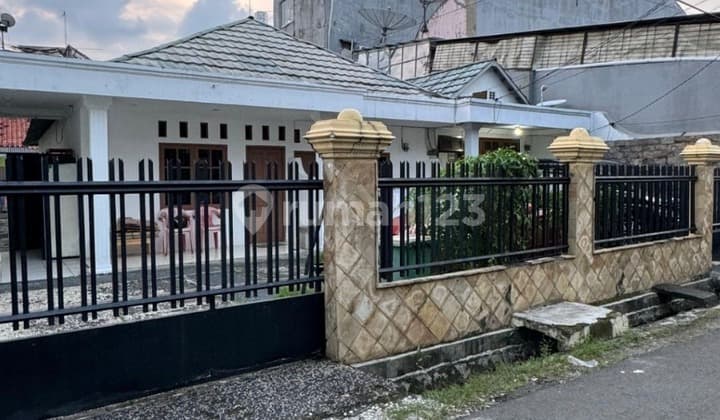 Hunian Nyaman dan Elegan di Lokasi Strategis, Desain Modern, Lingkungan Asri, Akses Mudah ke Pusat Kota