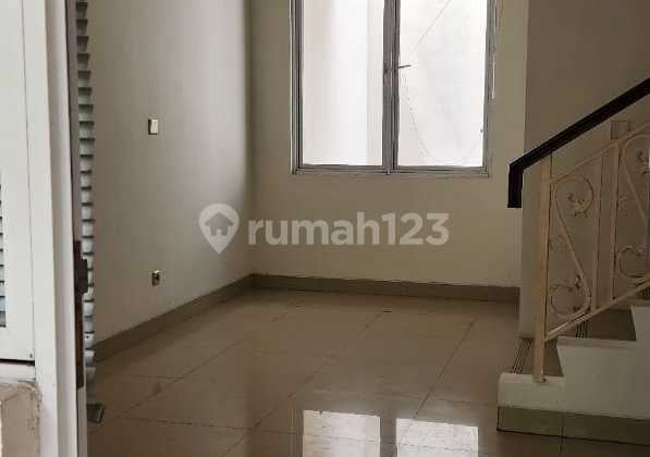 Cheap 2-Story House 90M2 Spacious in Jakarta Garden City Cluster Ready to Occupy, Eligible for Mortgage