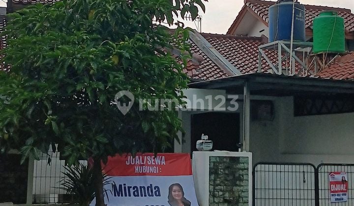 Rumah Metland Menteng Lebar 8 Area Depan Jual Cepat Siap Huni bisa KPR