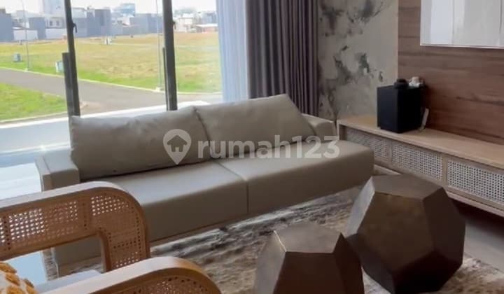 Rumah 3 Lantai Lebar 7 Ada Attic Dan Rooftop Resort Home Balkon Luas Bebas Banjir Bonus Solar Panel