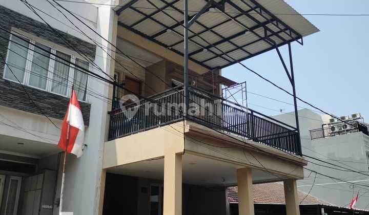 Rumah 4 Lantai Kelapa Gading Semi Furnished Siap Huni bisa KPR