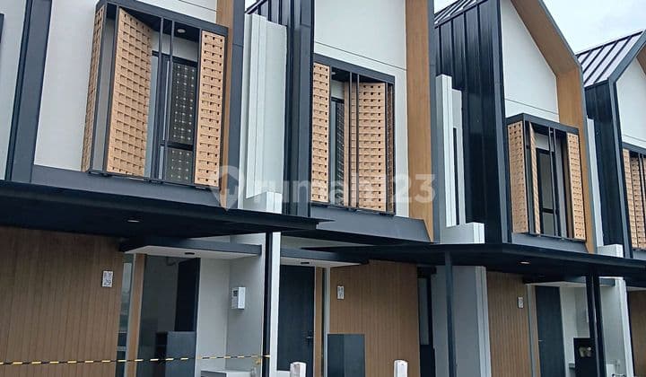 Mahakam 4 Bedroom 2-Story House Quick Sale Ready to Occupy