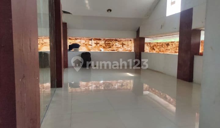 3-Storey Office in Billy Moon Pondok Kelapa, East Jakarta