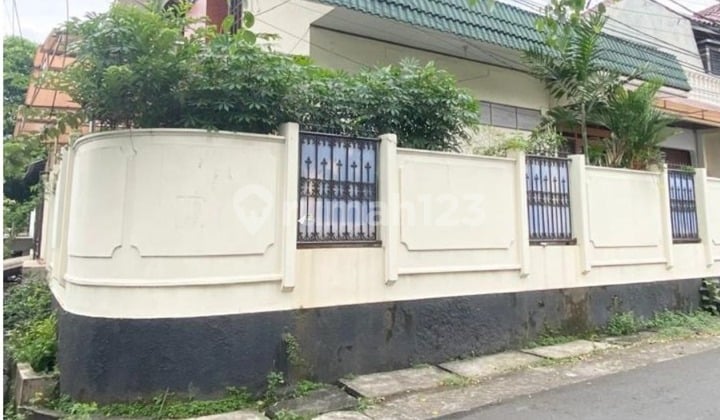 Jual Cepat Rumah Luas di Hook Strategis di Pondok Kelapa Duren Sawit Jakarta Timur